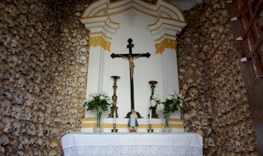 As Capelas dos Ossos e a sua origem