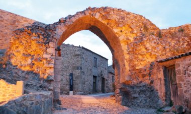 Pelos Trilhos de Portugal-Trilho da Via-Sacra, Figueira de Castelo Rodrigo