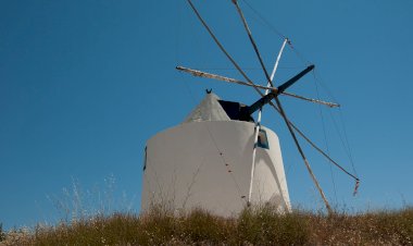 Pelos Trilhos de Portugal-Moinhos da Pena, Torres Novas