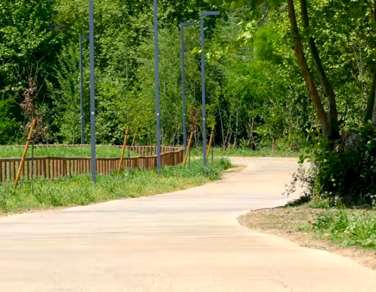 Pelos Trilhos de Portugal-Parque das Azenhas, Trofa