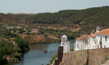 Pelos Trilhos de Portugal-Guadiana, O Grande Rio do Sul, Mértola