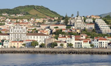 Pelos Trilhos de Portugal-Ribeirinha, Horta
