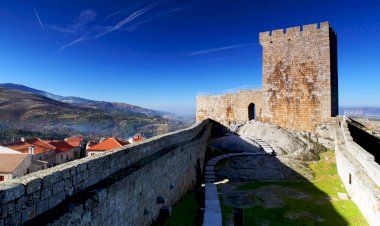 Aldeia Histórica de Linhares da Beira promove festa “Era uma vez em 1169” em ´live streaming’