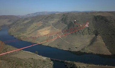 Torre de Moncorvo projecta a maior ponte pedonal suspensa sobre as margens do Douro