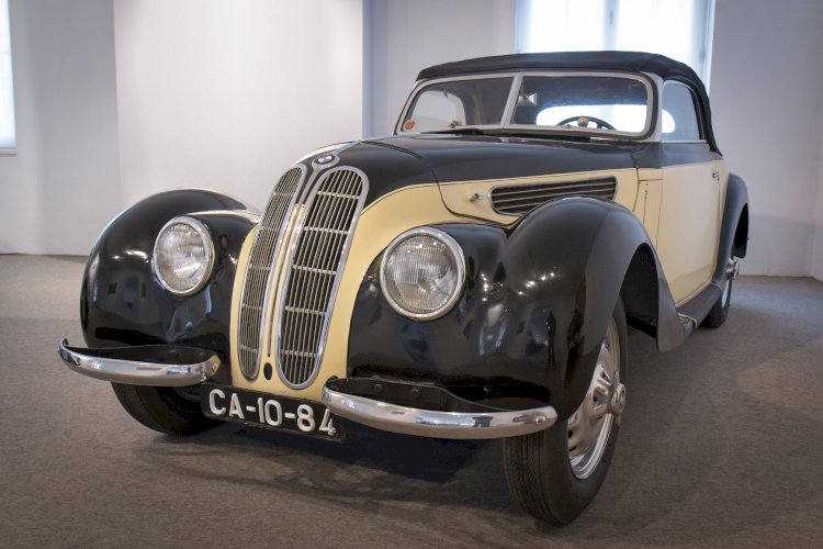 BMW 327 Cabriolet de 1938 reforça colecção do Museu do Caramulo