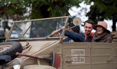 Automóveis do Museu do Caramulo saem à rua para passear os visitantes