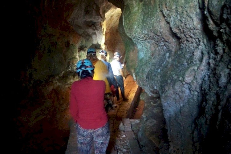 gruta-de-alcobertas-um-tesouro-ainda-pouco-conhecido-descla