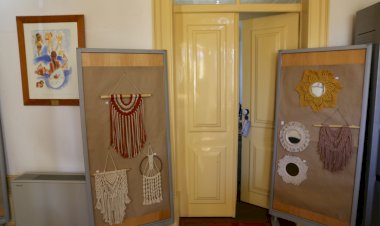 Penamacor: “Arte com nós” patente na Biblioteca Municipal