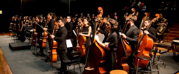 Orquestra Metropolitana de Lisboa sobe ao palco do Fórum Municipal Luísa Todi a 2 de Janeiro