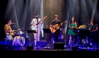 Espectáculo musical convoca alunos para a ideia e a prática da democracia