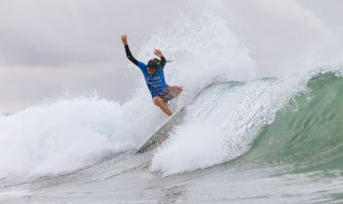 Teresa Bonvalot vence em Manly Beach e faz história