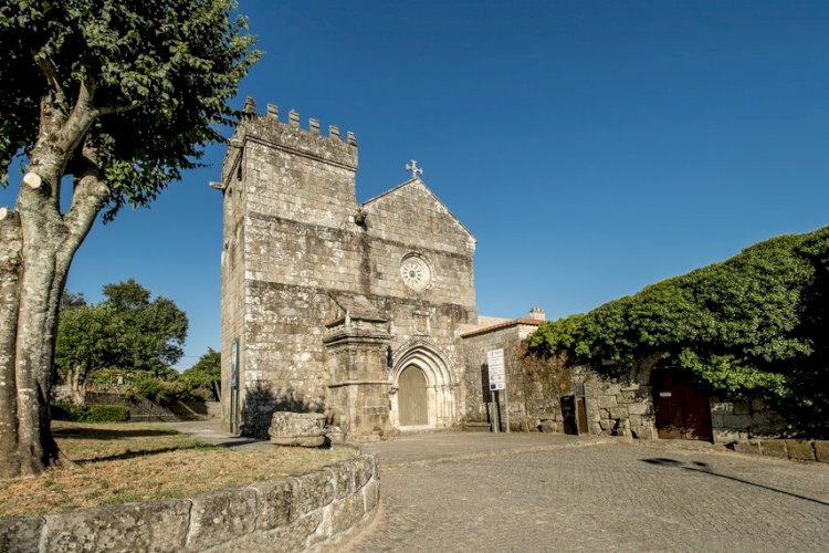 Mosteiro de São Pedro de Cete - Paredes