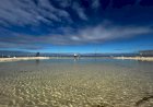 Primeira piscina aquecida do país integrada numa praia abre ao público este sábado