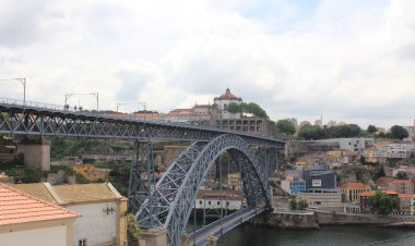 Férias de verão “Ao Ritmo do Bairro”: aulas de dança urbana
