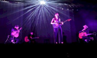 Carminho encantou no Festival do Emigrante