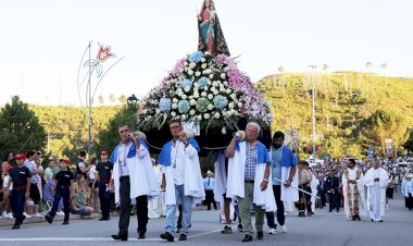 Procissão em Honra de Nossa Senhora da Livração em Boticas