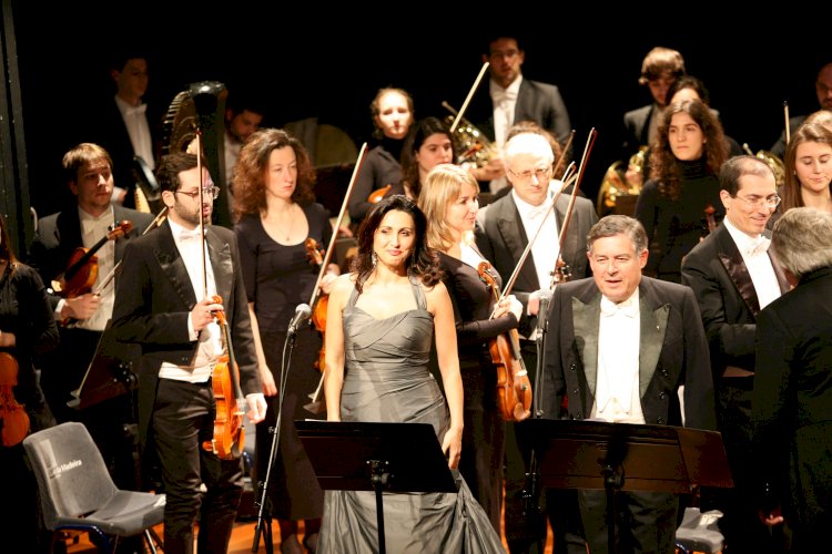 Orquestra Filarmonia das Beiras convida Carlos Guilherme e Isabel Alcobia
