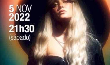 Cineteatro São João acolhe concerto de Carolina Deslandes