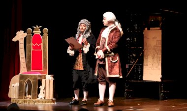 História do vidro contada em teatro