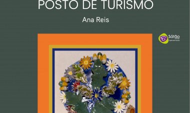 Exposição de cerâmica no posto de turismo de Sátão