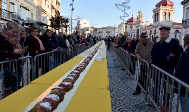 150 metros de Bolo-Rei no encerramento da programação de natal em Loulé