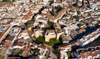 Cidade de Loulé assinala 35 anos com visita a obras e concerto da Ala dos Namorados