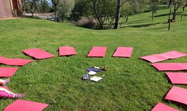 Actividades de conexão com a natureza para crianças no Parque Ambiental de Santa Margarida