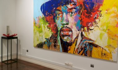 Designer Outlet Algarve acolhe diversidade artística pela visão  da reconhecida curadora de arte Gillian Catto