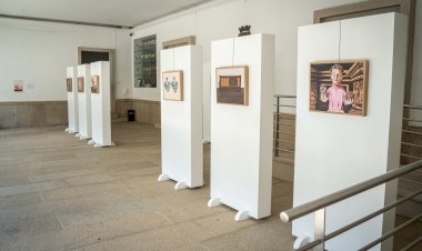Exposição de pintura “todos os domingos se parecem”