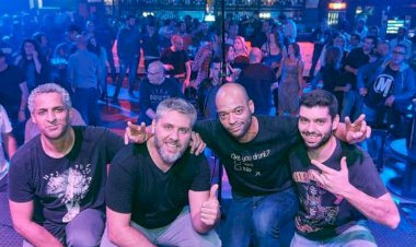 Noite de música ao vivo com os Soundproof no Lounge D do Casino Estoril