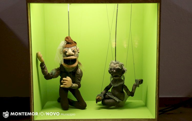Exposição “Ser Marioneta” no Cineteatro Curvo Semedo