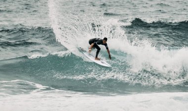Melhores surfistas portugueses estão de volta à ilha de São Miguel para disputar a 4ª etapa da 1ª divisão do surf nacional