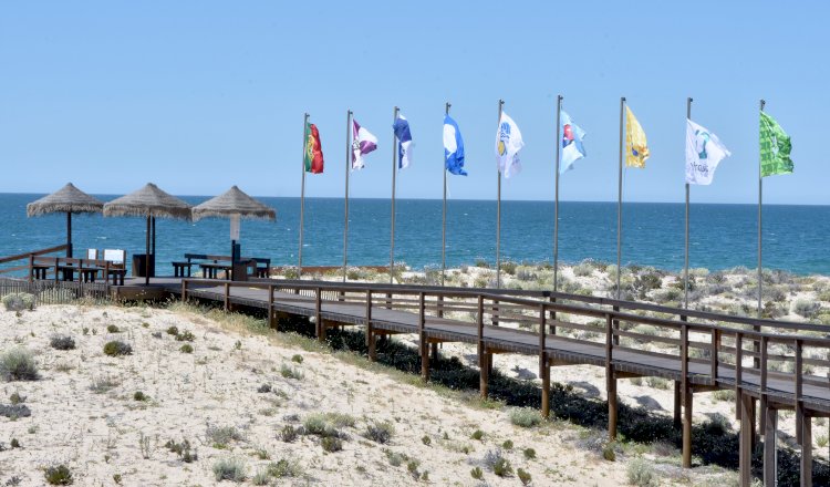 Quinta do Galo como "praia acessível" é a grande novidade no programa Bandeira Azul no concelho de  Loulé