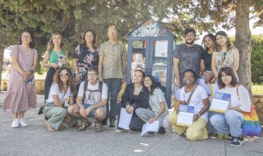 Chegou a Biblioteca de Rua "Livros para Tod@s” - visite e leve um livro!