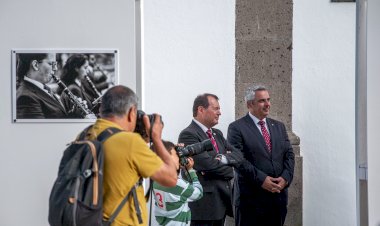 Pedro Nascimento Cabral destaca olhar fotográfico sobre “a devoção e amor” ao Espírito Santo da exposição ‘Divino em Objectiva’