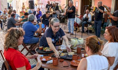 “Tardes à Merceeiro” convidam a saborear gastronomia regional com música ao vivo
