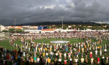 Pico Bate Recorde da Maior Roda de Chamarritas do Mundo