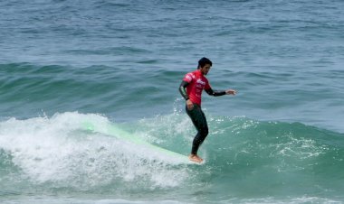Selecção Nacional arranca com longboard e segue forte no Eurosurf 2023