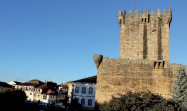 Chaves, a Eterna Disputa