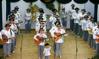 O baile e o bailinho dos Açores