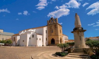 Tour Vila Adentro – Uma experiência de culturas e de história e de estórias