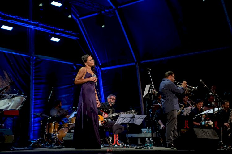 Teatro Municipal de Portimão recebe cantora Cherry e a Orquestra de Jazz do Algarve