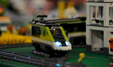 Um milhão de peças LEGO® dão vida à 2ª Edição da Exposição "EmCaixa", em Viseu