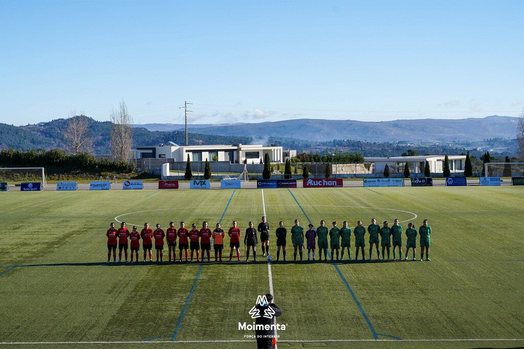 Torneio Sub-16 de Futebol Feminino: AF Viseu empata frente à AF Coimbra em Moimenta da Beira