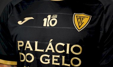 Académico de Viseu apresenta camisola comemorativa do 110º aniversário do clube
