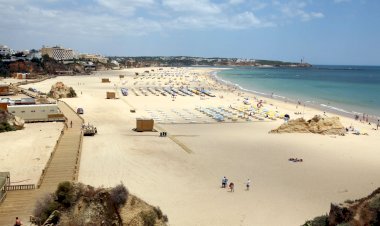 Praia da Rocha volta a ser galardoada com o Prémio Cinco Estrelas Regiões