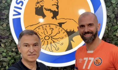 Futsal | Renovação - Gustavo E Viseu 2001