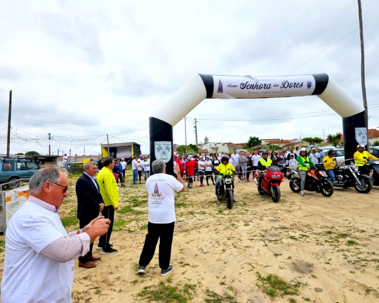 “Caminhada Apanha do Ramo” junta cerca de 200 participantes na Carapinheira