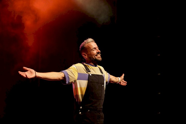 Henrique Feist traz ao Casino Estoril musical “Eu Quero Voltar - Os Anos 90”