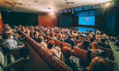 Filme “Revolução (Sem) Sangue” nos Paços da Cultura